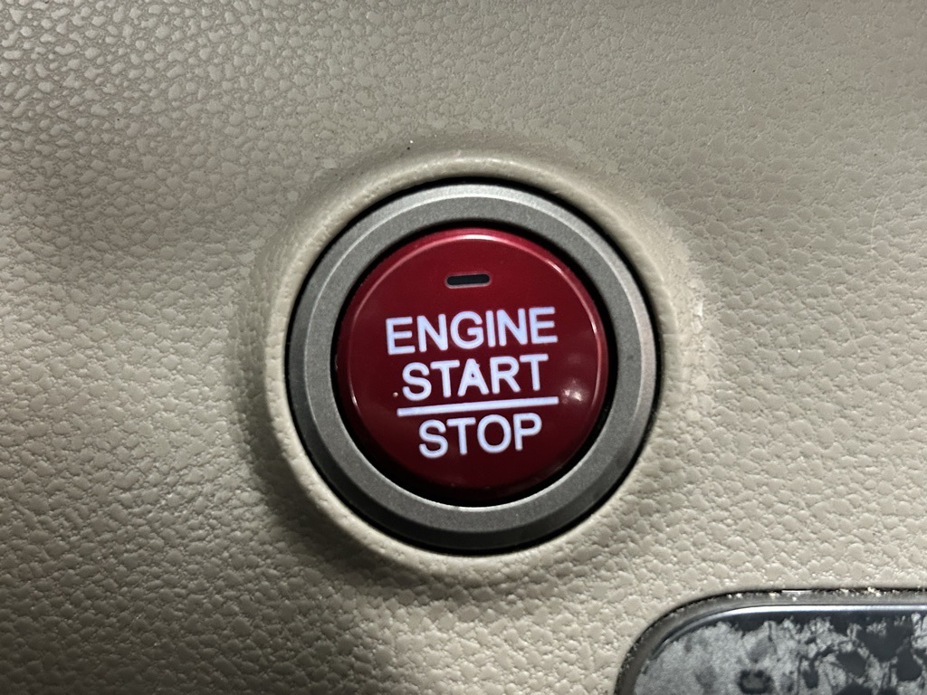 2014 Honda Odyssey EX photo 16