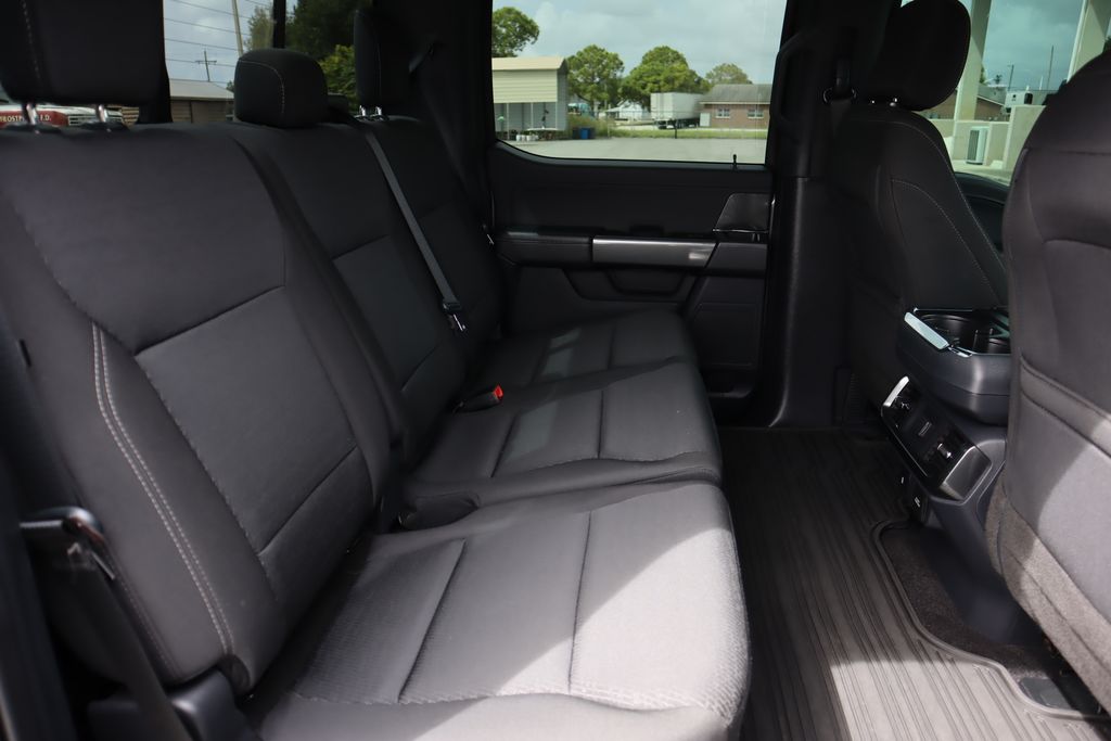 2022 Ford F-150 XLT photo 25