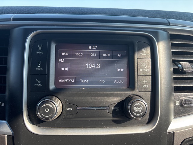 2021 Ram 1500 Classic Warlock photo 17