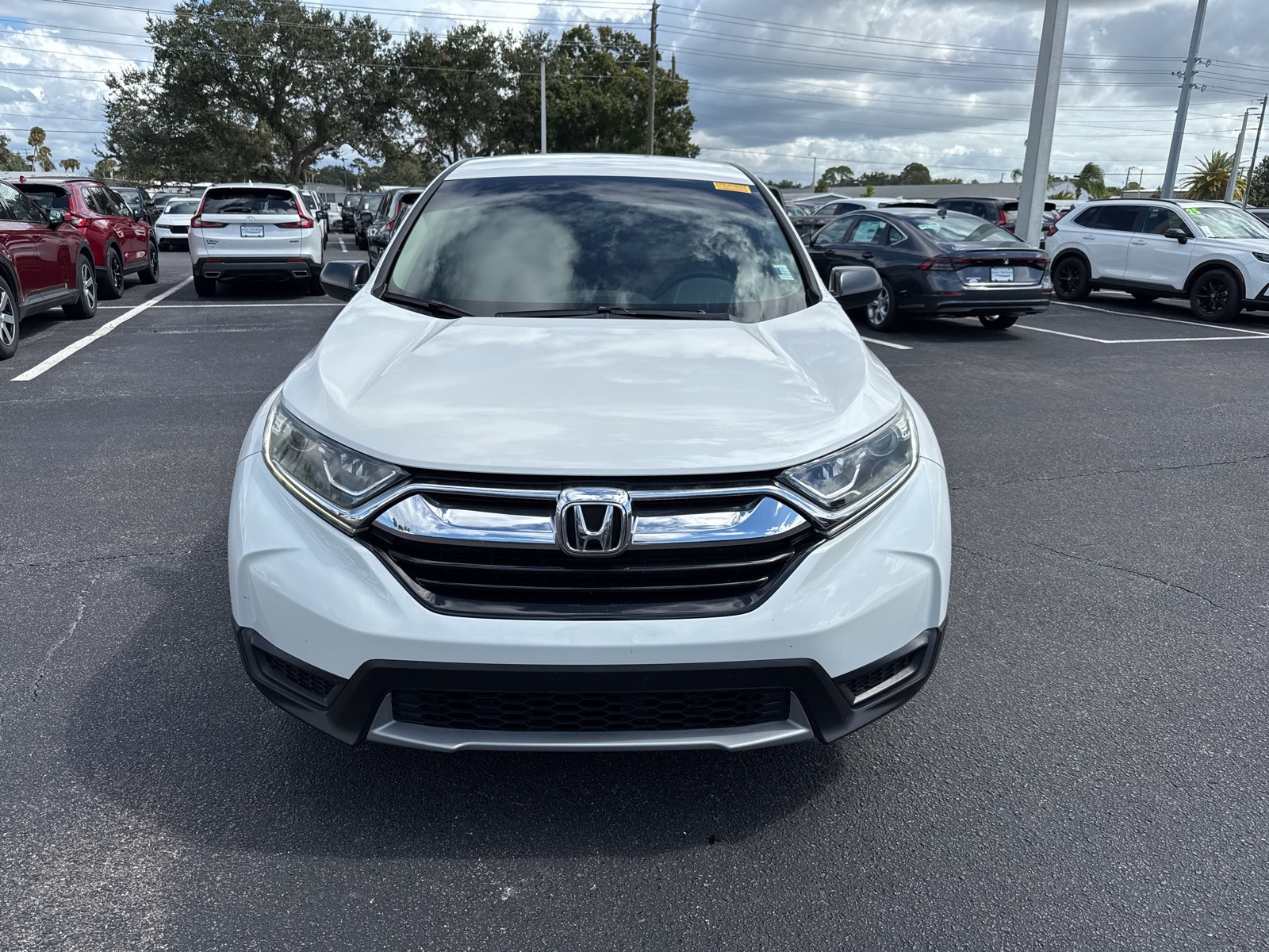 2017 Honda CR-V LX photo 2