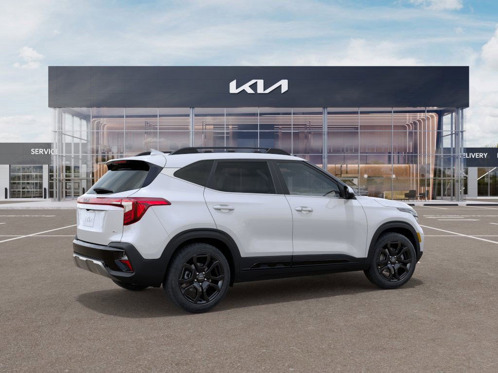 2025 Kia Seltos X-Line photo 5