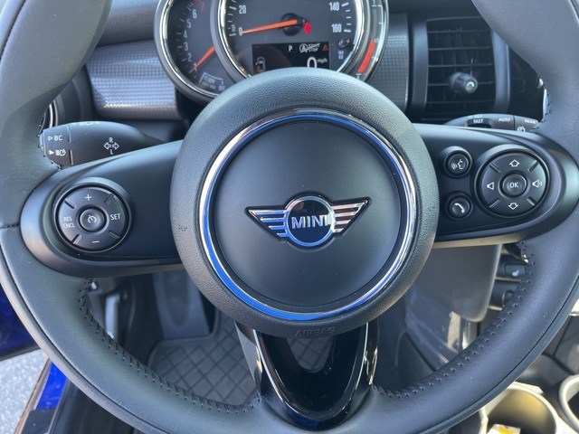 2021 Mini Cooper 2 Door Hardtop Oxford Edition photo 11