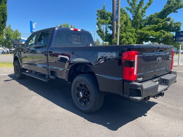 2025 Ford F-350 XLT photo 12