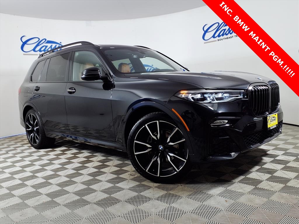 2022 BMW X7 40i's photo
