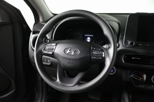 2023 Hyundai Kona SEL photo 3