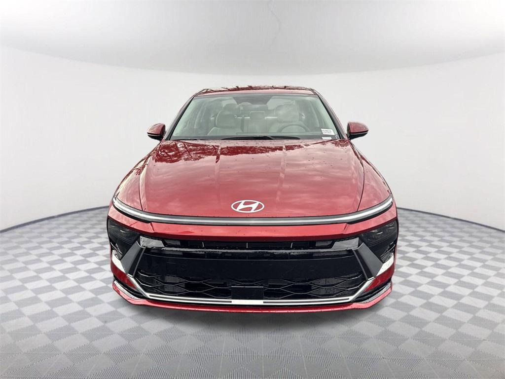 2026 Hyundai Sonata SEL Sport photo 2