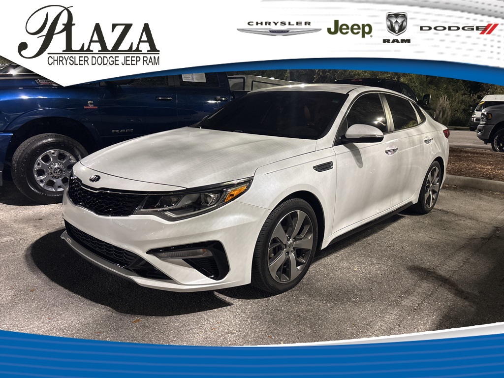 2020 Kia Optima S's photo