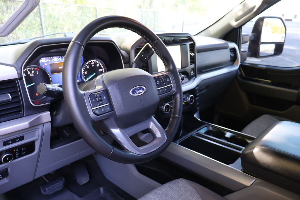 2023 Ford F-150 XLT photo 30
