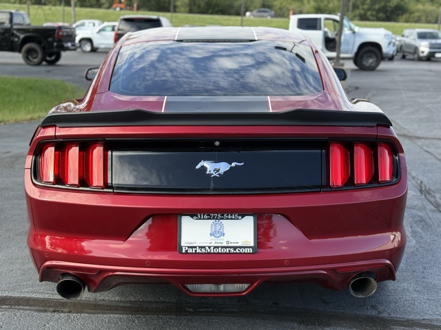 2015 Ford Mustang EcoBoost photo 4