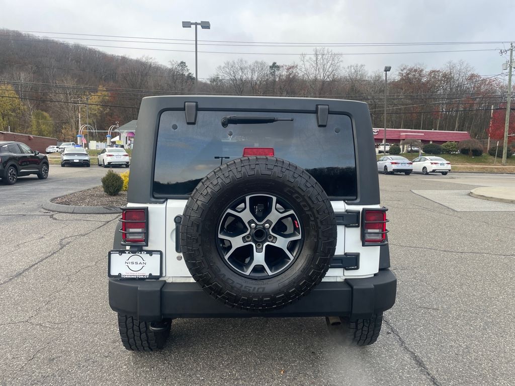 2014 Jeep Wrangler Unlimited Sport photo 3