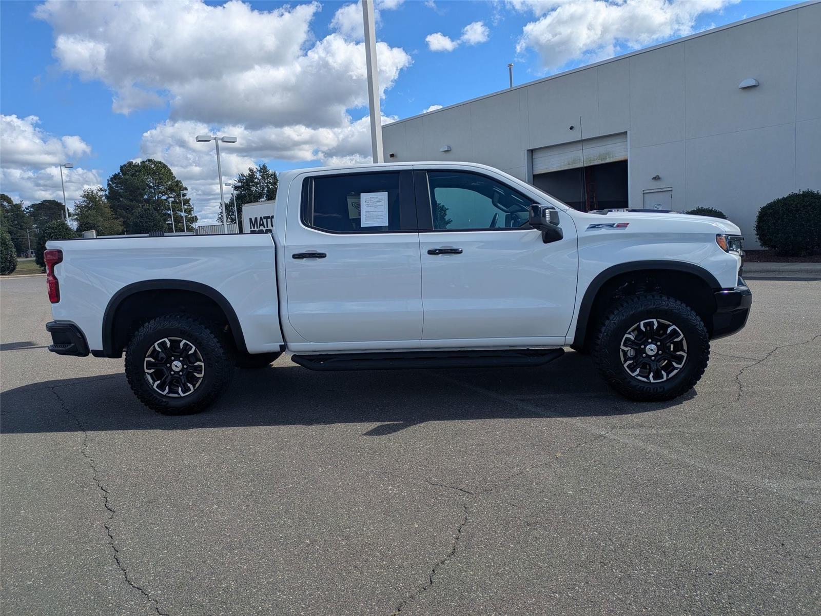2025 Chevrolet Silverado 1500 ZR2 photo 4