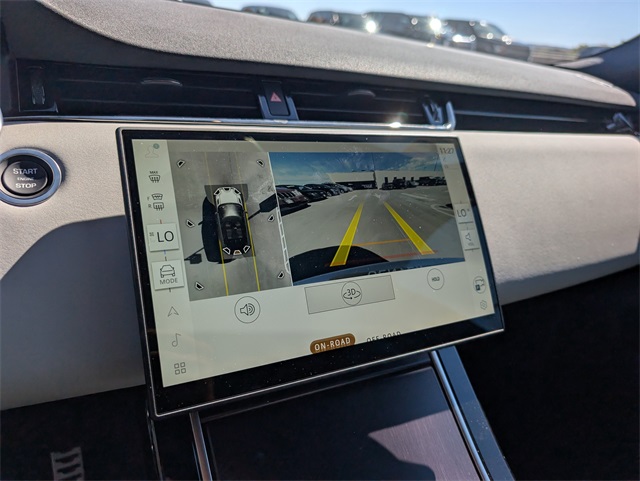 2026 Land Rover Range Rover Evoque Dynamic SE photo 10