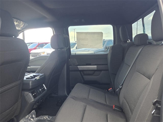 2025 Ford F-150 XLT photo 9