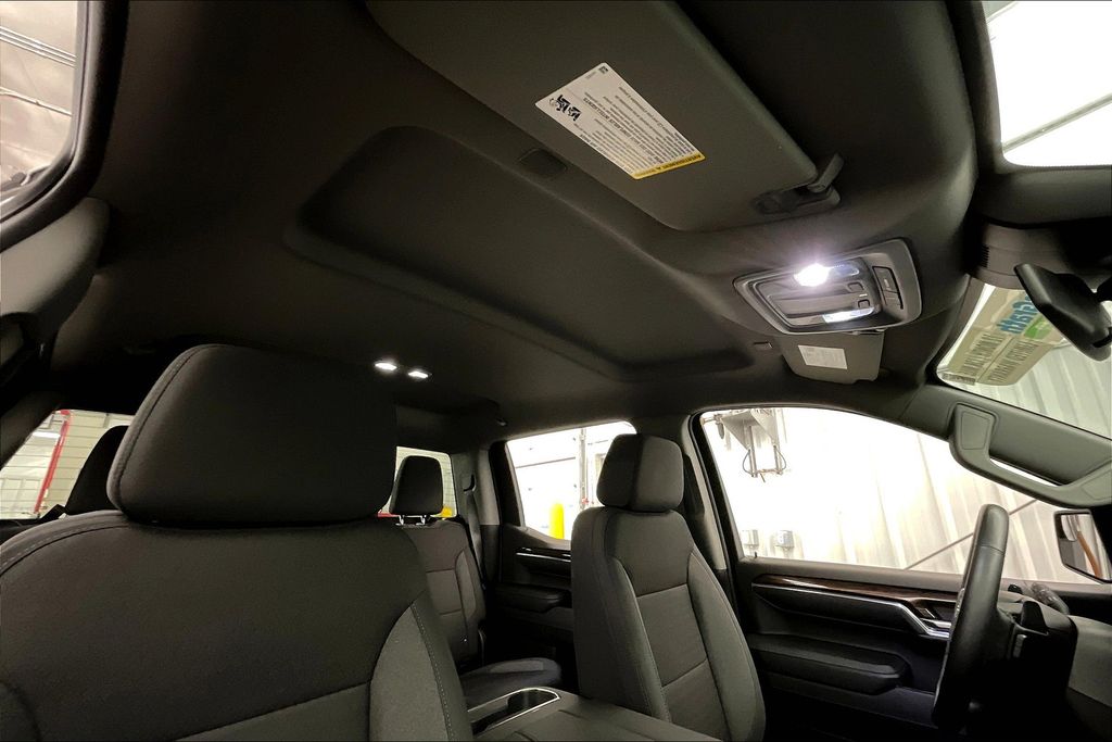 2023 Chevrolet Silverado 1500 RST photo 21