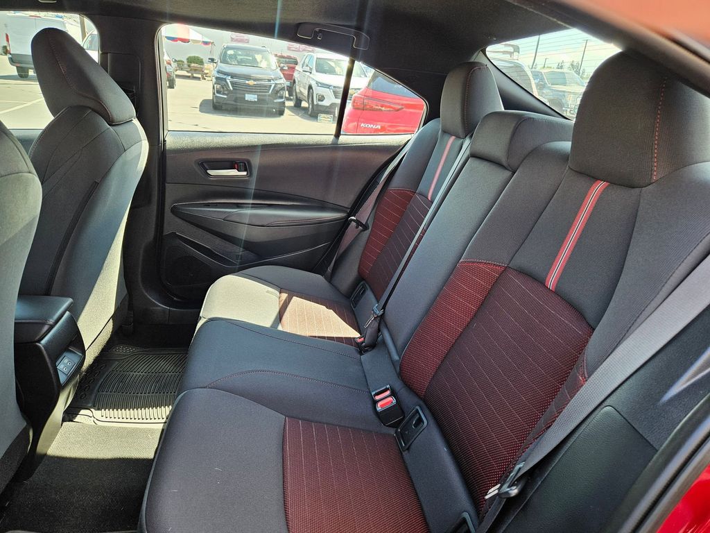 2023 Toyota Corolla SE photo 24