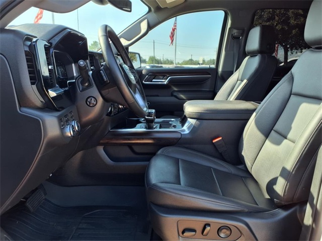 2023 Gmc Sierra 1500 SLT photo 3