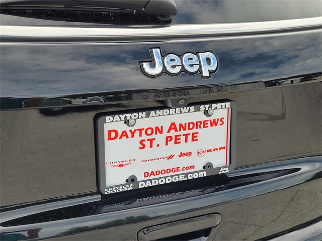 2024 Jeep Compass Latitude photo 10