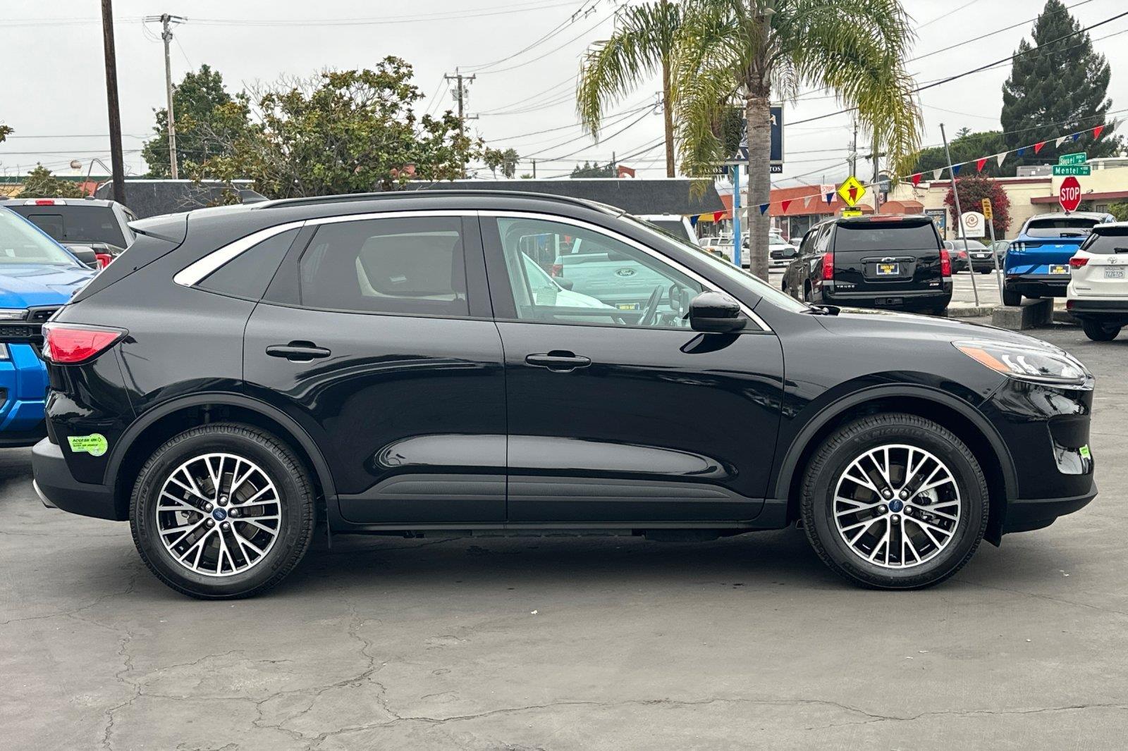 2022 Ford Escape SEL Plug-In Hybrid photo 26