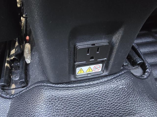 2016 Jeep Renegade Limited photo 28
