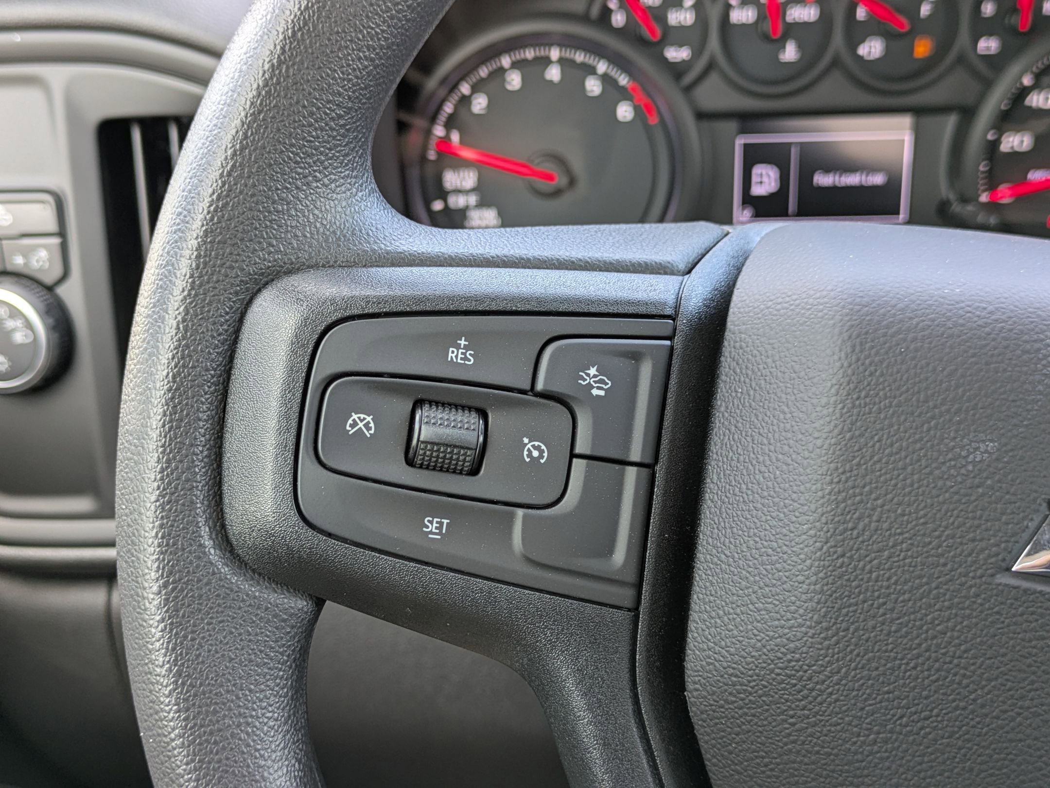 2025 Chevrolet Silverado 1500 Custom photo 22