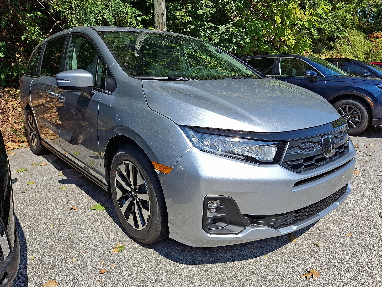 2026 Honda Odyssey EX-L photo 3