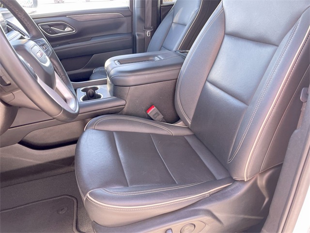 2023 Gmc Yukon SLT photo 3