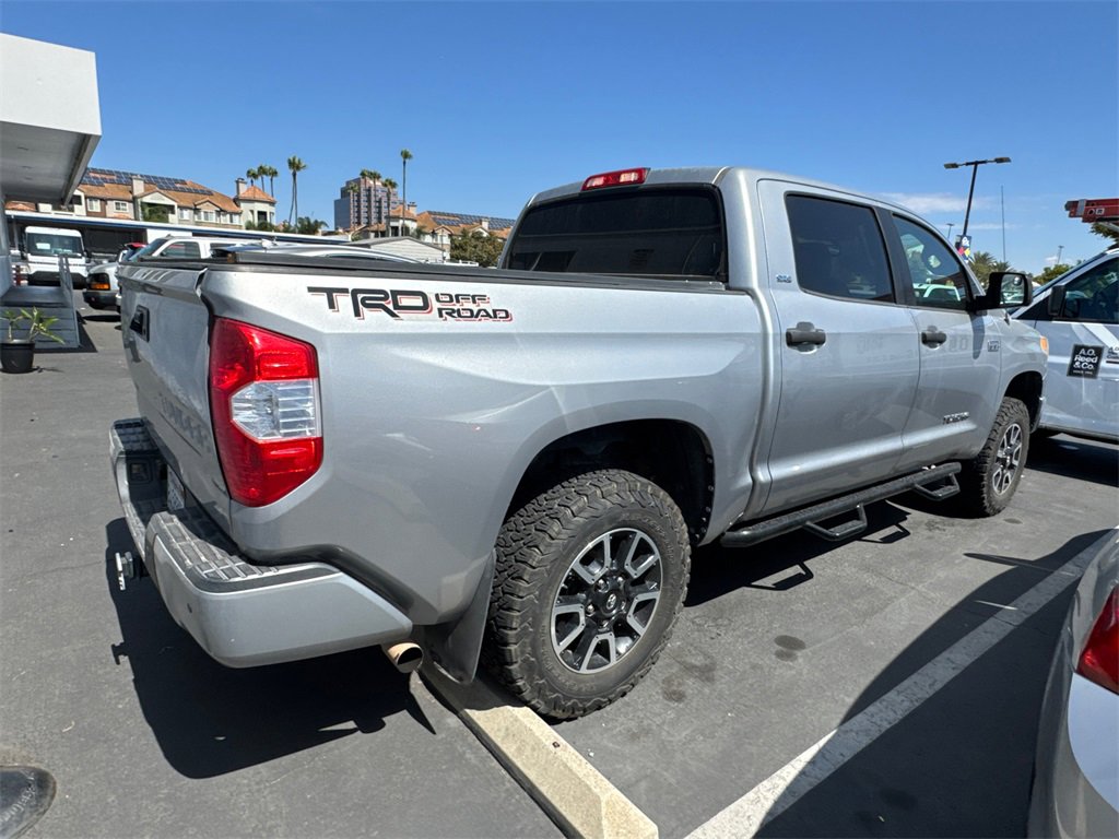 2016 Toyota Tundra SR5 photo 5
