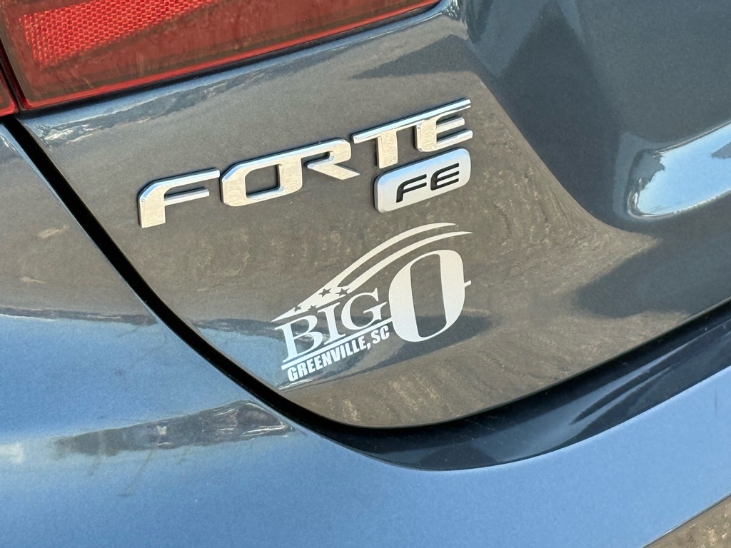 2021 Kia Forte FE LXS photo 13
