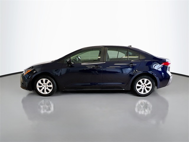2024 Toyota Corolla LE photo 3