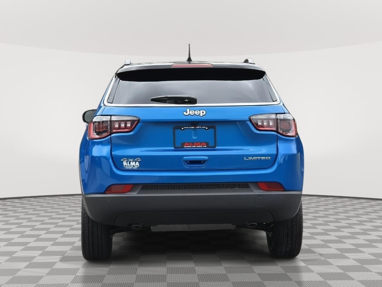 2025 Jeep Compass Limited photo 6