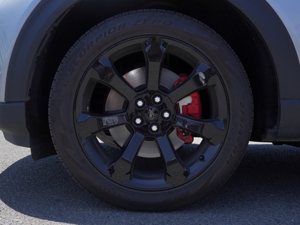 2024 Ford Explorer ST photo 9