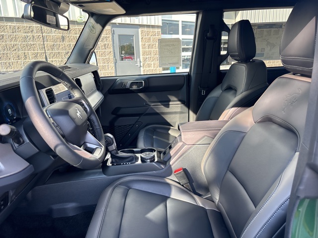 2025 Ford Bronco Outer Banks photo 11