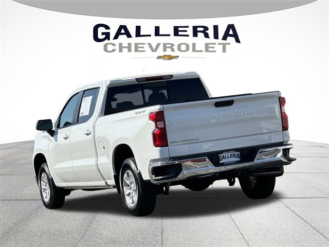2025 Chevrolet Silverado 1500 LT photo 4