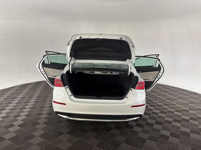 2022 Honda Insight Touring photo 15