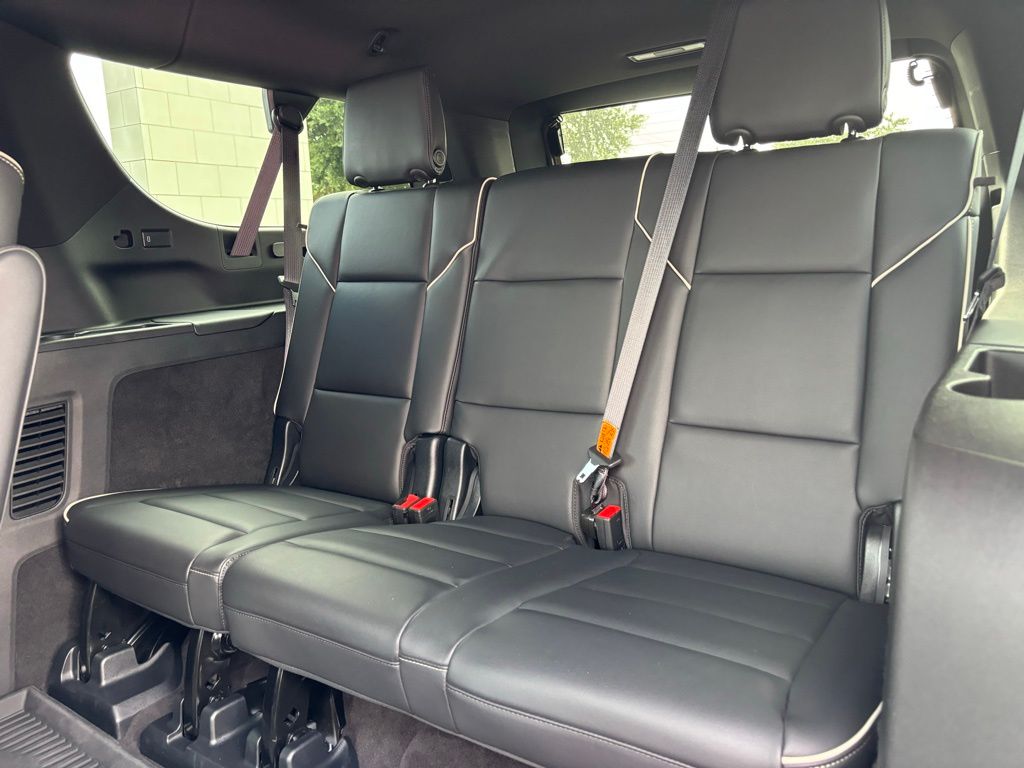 2023 Cadillac Escalade ESV Premium Luxury photo 7