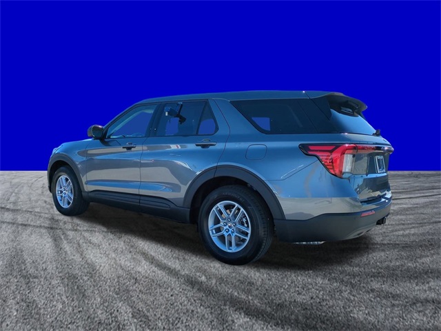 2026 Ford Explorer photo 4