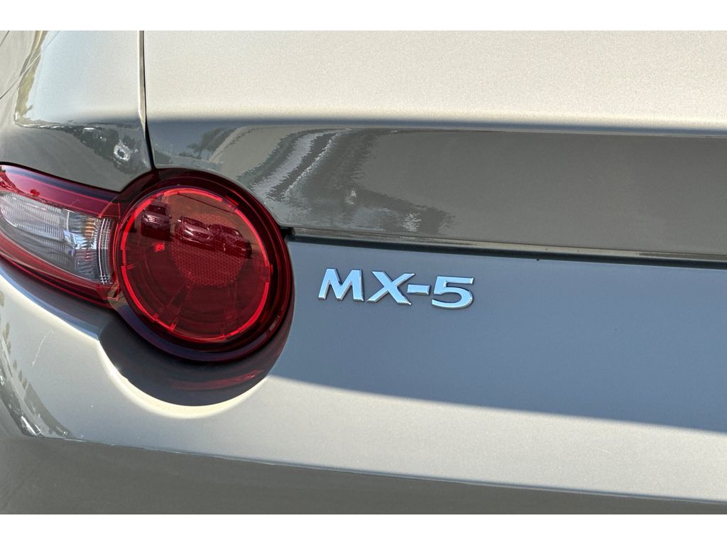 2023 Mazda MX-5 Miata Miata Grand Touring photo 40