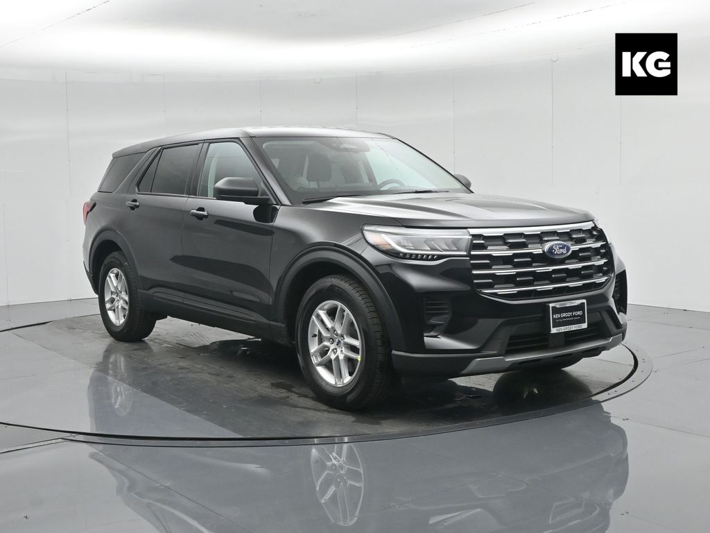 2026 Ford Explorer's photo
