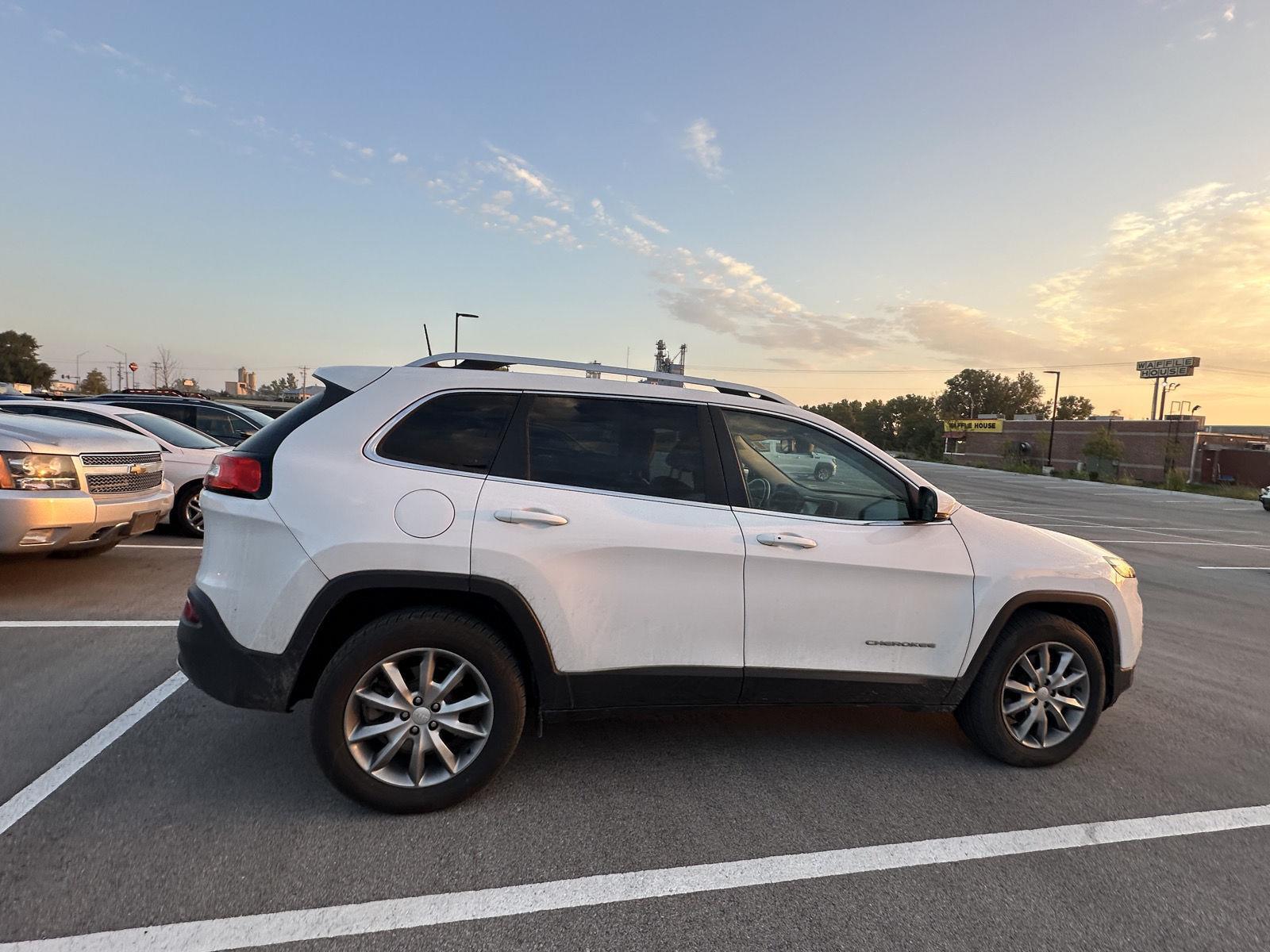 2018 Jeep Cherokee Limited photo 3