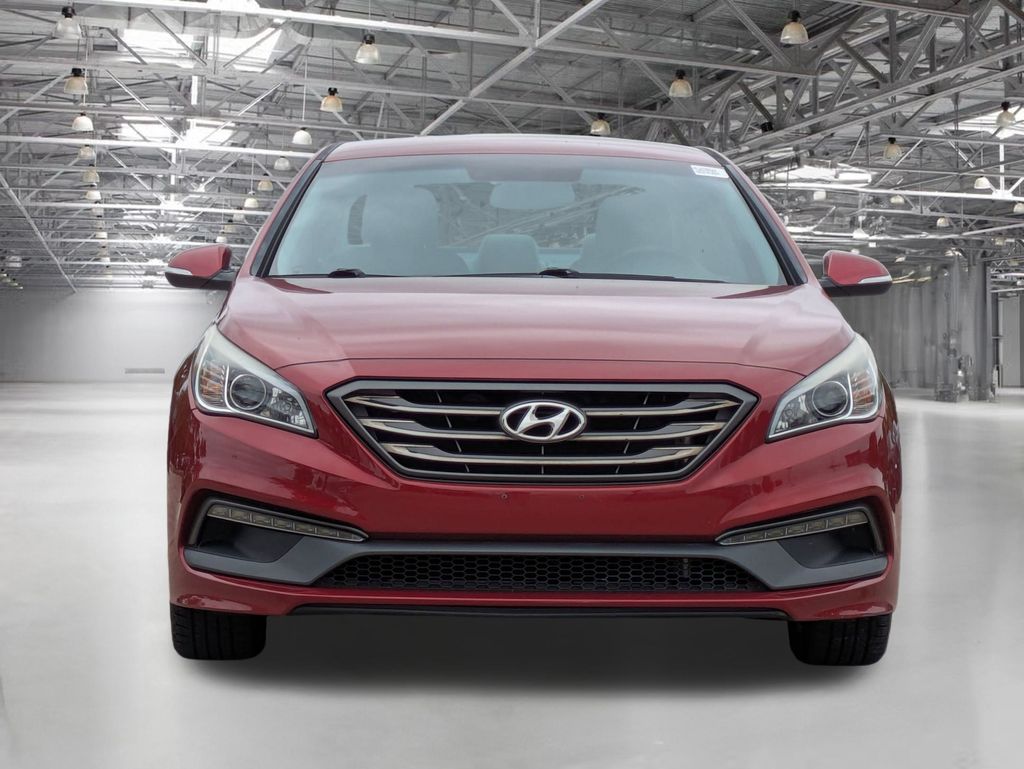 2016 Hyundai Sonata Sport photo 2