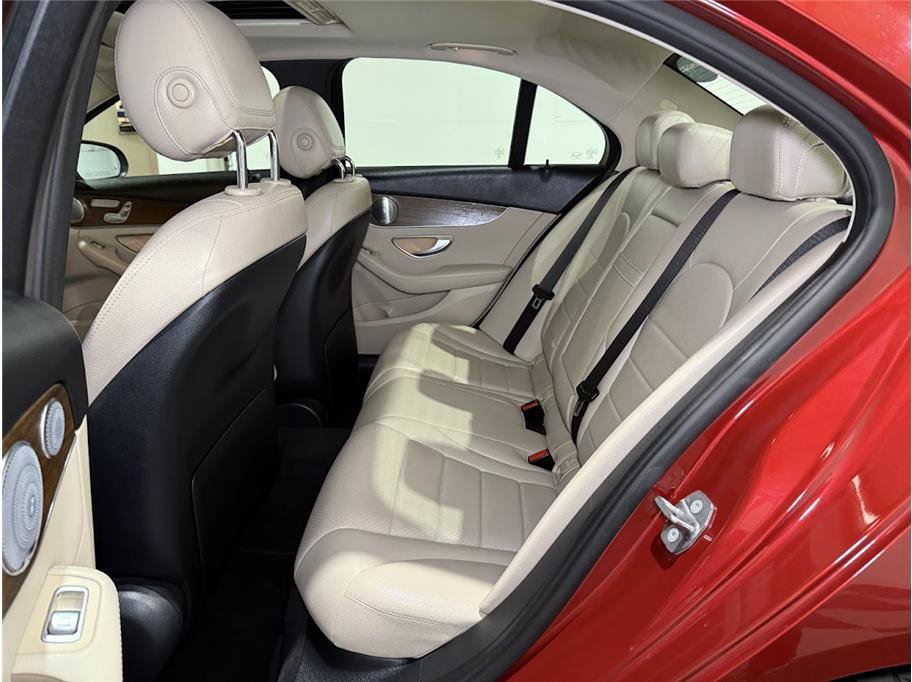 2019 Mercedes Benz C 300 photo 14