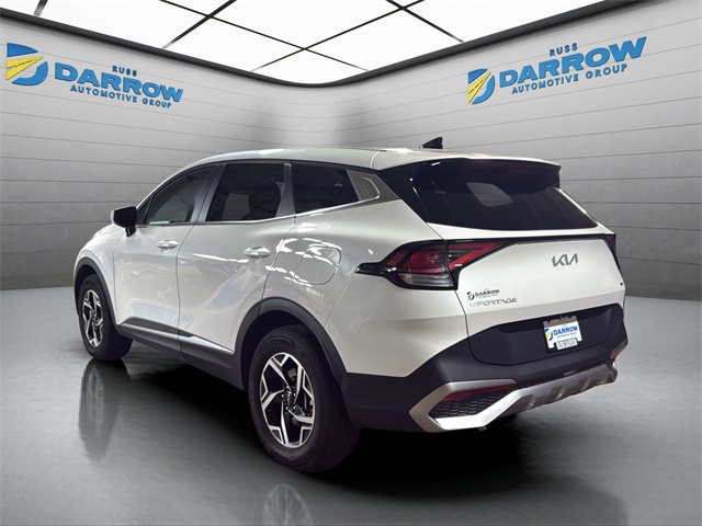 2024 Kia Sportage LX photo 3