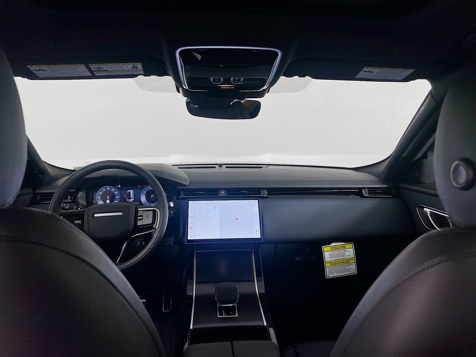 2026 Land Rover Range Rover Velar SE photo 21
