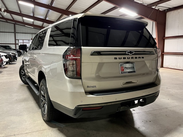 2022 Chevrolet Suburban Z71 photo 8