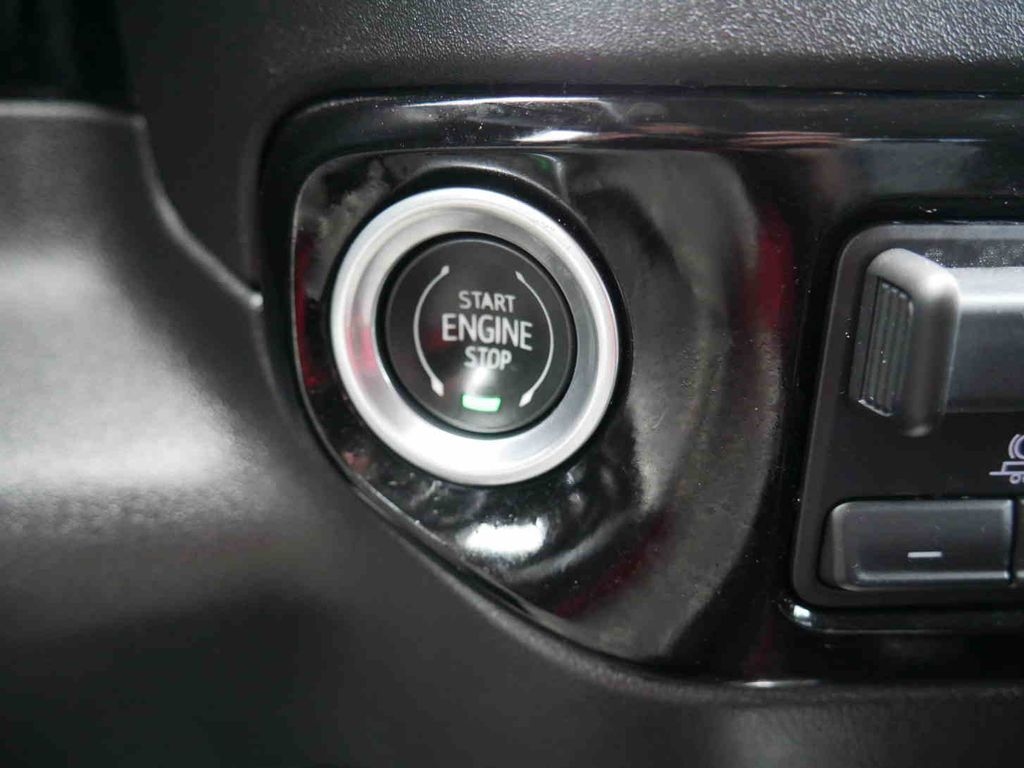 2023 Chevrolet Silverado 1500 RST photo 26