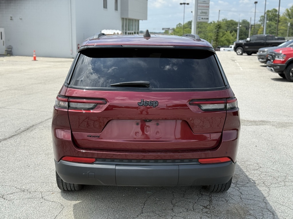 2023 Jeep Grand Cherokee Altitude photo 7