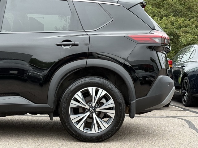 2023 Nissan Rogue SV photo 22