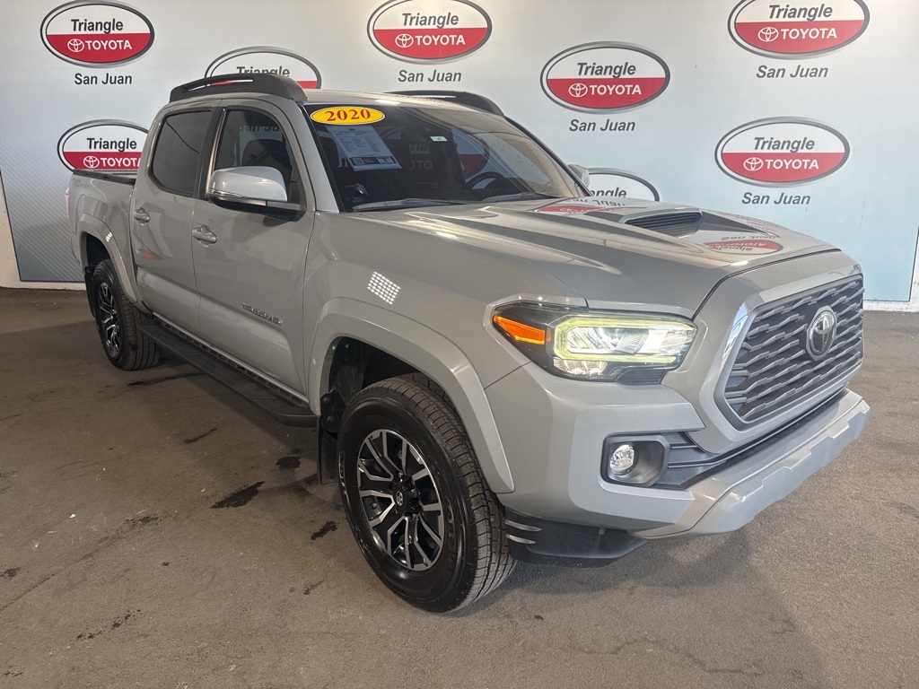 2020 Toyota Tacoma TRD Sport photo 3