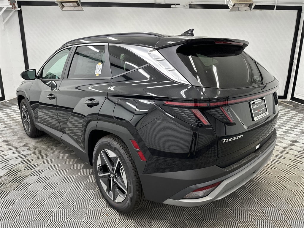 2025 Hyundai Tucson SEL photo 3