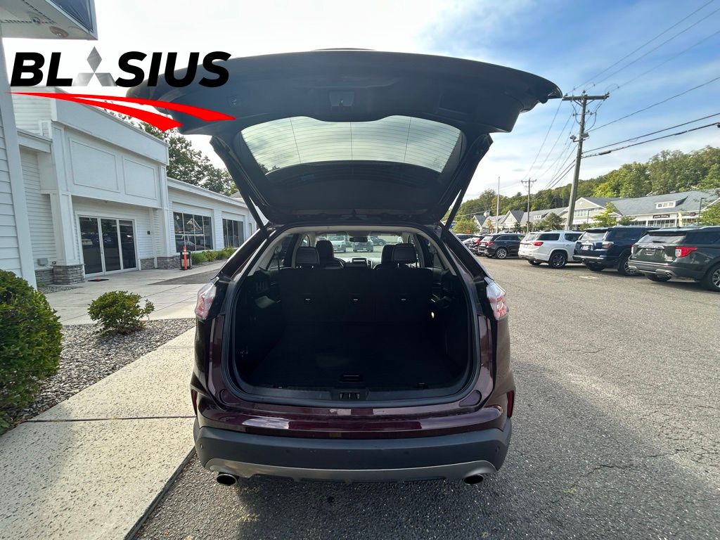 2023 Ford Edge Titanium photo 14